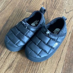 The North Face thermoball slipper